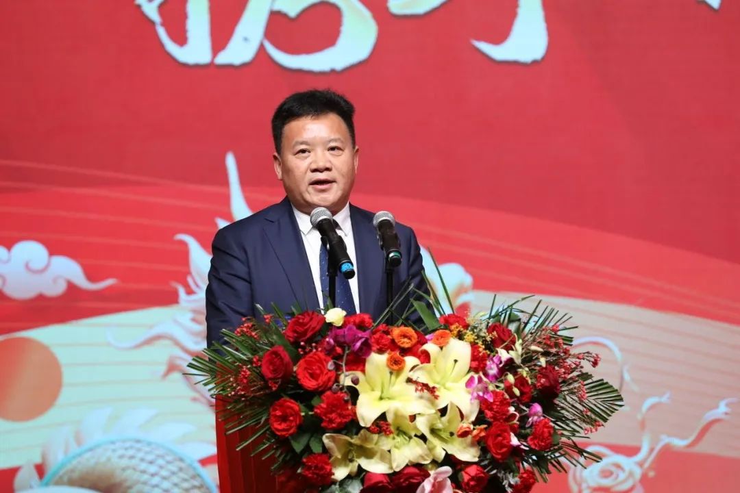 花花牛乳業(yè)30周年暨2024年客戶大會圓滿召開！