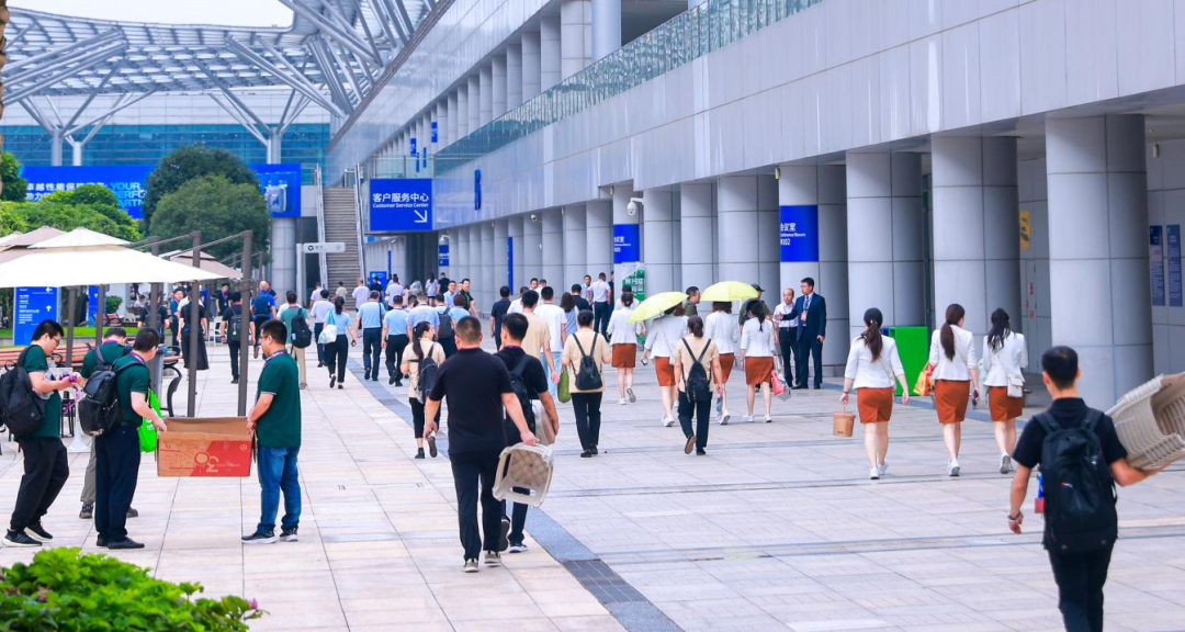 啟航新征程 點亮新賽道丨花花牛乳業(yè)集團參加第十四屆中國奶業(yè)大會暨D20峰會，榮獲“中國乳制品生產(chǎn)企業(yè)現(xiàn)代化等級5A級”評定殊榮