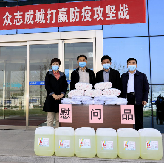 鄭州市人大副主任孫黎、市政府副市長李喜安一行 蒞臨花花牛開展“三送一強(qiáng)”活動(dòng)